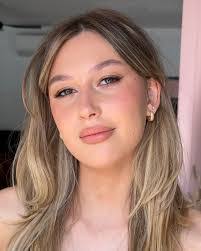 Claudia Cristea's Instagram, Twitter & Facebook