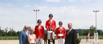 Ich tue alles, um dies zu erreichen. Avenches A Robin Godel Le Titre Aux Tricolores Le Reste Le Cavalier Romand