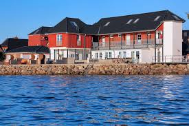 54 ferienapartments verteilt auf 2 apartmenthäuser. Meerblick Lemkenhafen Urlaub Direkt Am Meer