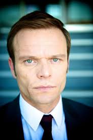 Who is Holly Aird dating? Holly Aird boyfriend, husband