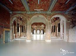 Der innenausbau kam erst um 1690 zum abschluss, kurz vor dem tode johann georgs iii. Palais Im Grossen Garten Schlosserland Sachsen Staatliche Schlosser Burgen Und Garten