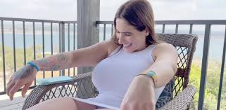 A Boring Day With Big Booty Latina Turns Out Into... - TheyAreHuge.com