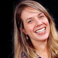 Nina Lima's Instagram, Twitter & Facebook