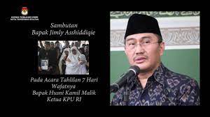 Susilo bambang yudhoyono memberikan sambutan kepada tamu undangan yang hadir. Sambutan Bapak Jimly Asshiddiqie Dalam Acara Tahlilan Hari Ke 7 Youtube