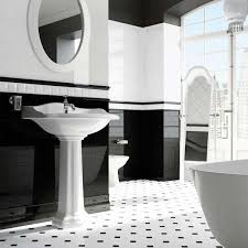 And the victorian tile looks great paired modern bathrooms don't have to be black and white to embody art deco glamour. Bathroom Inspo In Black And White Sekelskifte