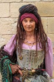 Dessutom som en rätt poänglöst skriven karaktär. Fangarna Pa Fortet Ar Twitter Bildspel Har Ar Suzanne Reuter Som Madame Fouras I Fangarna Pa Fortet I Tv4 Fangarnapafortet Suzannereuter Fortboyard Https T Co Czzh9kkode