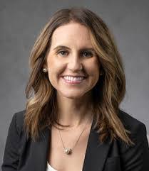 Heidi Buck's Instagram, Twitter & Facebook