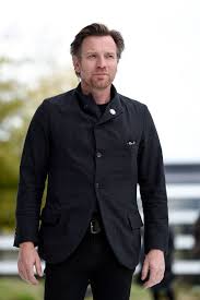 Las prendas de vestir siempre son un tema divertido para los peques. Como Vestir Si Tienes Entre 40 Y 49 Anos Estos Son Los Mejores Looks Gq Mexico Y Latinoamerica