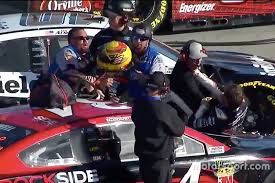 From the incident on track to fighting on pit road, get a look at joey logano and denny hamlin's martinsville confrontation. Fight Breaks Out On Pit Road During Cup Qualifying At Phoenix