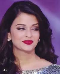 Aishwarya Rai On Twitter This Face That Smile Those Eyes Perfection Aishwaryaraibachch Aishwarya Rai Aishwarya Rai Bachchan Bollywood Actress