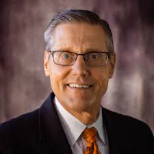 Robert Vandervort's Instagram, Twitter & Facebook