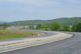 A1 ld3 holdea cu comentariu. Asfalt De UzurÄƒ Pe Autostrada Lugoj Deva Foto Ziua Veche