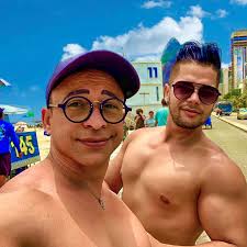 Trying to understand if there is an actual difference between the CO2  lasers that are Chinese made ($2-$4k) ￼ and the $30,000 ones that we're all  seeing.