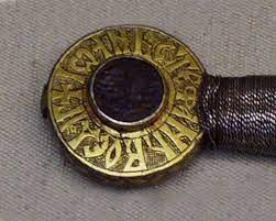 Despre sabia lui ștefan cel mare puțină lume știe că nu se află la noi în țară, ci în muzeul topkapî din istanbul. Stefan Cel Mare Si Sfant Stephen The Great And Holy Photos Facebook