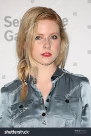 44 resultados de imágenes, fotos de stock e ilustraciones libres de  regalías para Misty miller