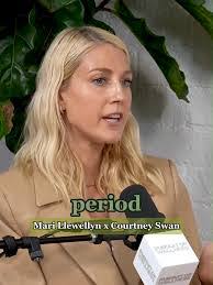 Courtney Swan's Instagram, Twitter & Facebook