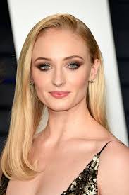 Red Or Blond Sophie Turner Has An Unexpected Natural Hair Color Natural Hair Color Natural Hair Styles Color Protecting Shampoo