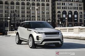 For 2020, land rover hopes to maintain that popularity by giving the disco sport a thorough update. Land Rover Discovery Sport Dan Evoque Dapat Pembaruan Mesin Listrik