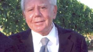 Huntington oral surgeon Richard Sand dies