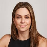 Alison Hiatt's Instagram, Twitter & Facebook