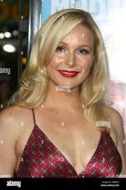 Lauren Travis's Instagram, Twitter & Facebook