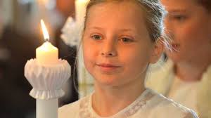 Hunderte Eichsfelder Kinder empfangen ihre erste heilige Kommunion