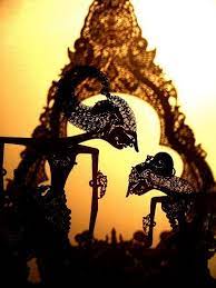 25 Best Indonesia Tourism Objects For Your Itinerary Wayang Kulit Shadow Puppets Indonesian Art Shadow Art