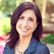 Susan Stimson's Instagram, Twitter & Facebook