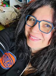 What hot drinks are not included in the easy plus package?