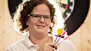 Mit den Pfeilen hat sie den Bogen raus