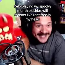 Sr Pelo's Spooky Month Plushies Fun