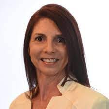 Mindy Messer's Instagram, Twitter & Facebook