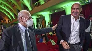 Bufalo bill f de gregori cover chitarra e voce eseguita da luca porzio. Zingaretti A Salerno Con De Luca Uniamoci Intorno A Candidati Anti Destra La Repubblica