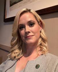 Could The Reagan Family Make A Comeback, Blue Bloods Star Abigail Hawk  Discusses The Potential Spinoff(Full information 👇 💬)