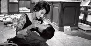 Storia della vita di jean paul belmondo, attore francese. La Recensione Di La Ciociara Di Vittorio De Sica