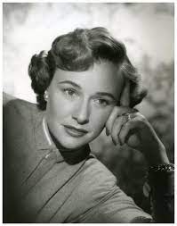 Phyllis Thaxter 40 50 60 20 Novembre 1921 Stars De Cinema Stars D Hollywood Actrices Classiques
