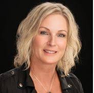 Maureen Mackenzie Personal Real Estate Corporation