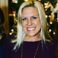 Emma Withrow's Instagram, Twitter & Facebook