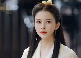 Khán giả truy lùng Cô gái áo vàng trong phim Tân Ỷ thiên đồ long ký