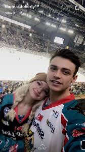 Twitter Dove And Thomas Thomas Doherty Dove Cameron