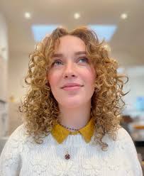 SLC HAIR SPECIALIST (@alisia_espil_hair) · Instagram 照片和视频