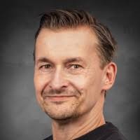 90+ "Marcus Lind" profiles