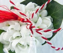 Martisoare traditionale, imagini cusatura cu trandafiri. Poze Blog Imagini Cu Flori De Martisor