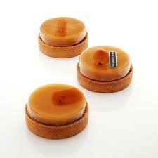 Pin On Lovely Pastries Dessert Enjoy With An Organic Sparkling Wine Champagne Cremant Prosecco