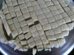 In this quarantined day's we always like to eat some snacks,this bombay. Bombay Lakdi Sweet Recipe In Tamil 3 21 Corona Kitchen 33 Prosmotra