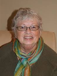 Diane Clapp's Instagram, Twitter & Facebook