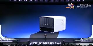 AI从软件延伸至硬件阿里钉钉推录音卡及Real硬件革新工作模式