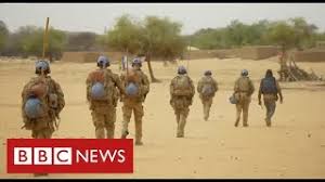 Jun 08, 2021 · assimi goita, the malian colonel who has overthrown two presidents in the past nine months, said he would oversee a transition toward democratic elections as he was sworn in as interim president on monday. Un Einsatz In Mali Die Briten Auf Patrouille Augen Geradeaus