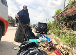 Dengan cara ini, maka sampah sarap tidak akan menyebabkan sekatan air sekali gus sampah tidak terlepas ke sistem saliran utama di sungai. Sistem Perparitan Tidak Diselengara Didakwa Punca Banjir Kilat Hulu Langat Astro Awani