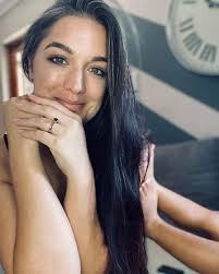 Tried taking a little grey Hair progress photo but Khai wanted to show you  his pretty little feet instead , Enjoy 🥰 #Raisingbusinessesandbabies  #Fourboysandabrand #GreyHairedMama